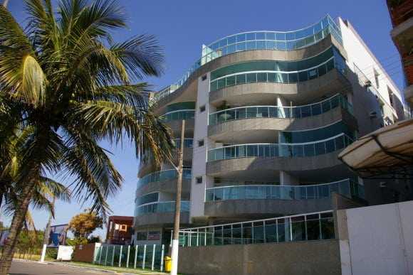 Ed. Lobato Lemos Cobertura linear na Praia da Bacutia Enseada Azul Guarapari ES