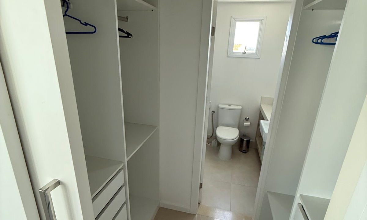 closet-apto-ed-gamboa-nova-guarapari