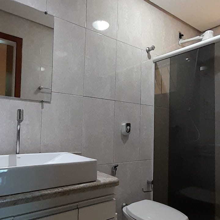 banheiro-ed-portugal-guarapari