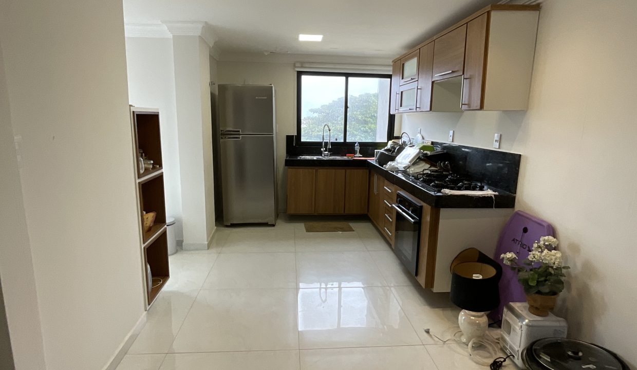 cozinha-apto-nice-cote-d-azur-nova-guarapari.