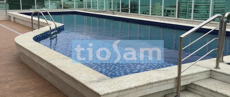 piscina2-768x386