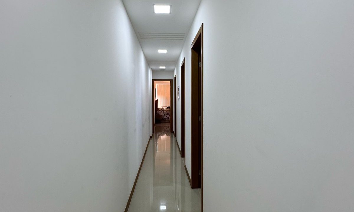 corredor-apto-villa-du-monte-guarapari