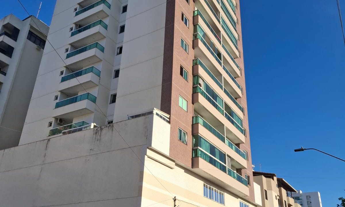 fachada-ed-del-pietro-praia-do-morro-guarapari