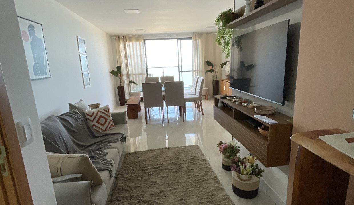 sala-apto-ed-toulon-guarapari