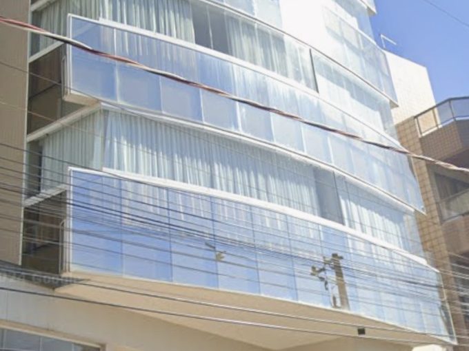 Apartamento Frente Mar 3 suítes à Venda na Praia de Peracanga  Guarapari ES