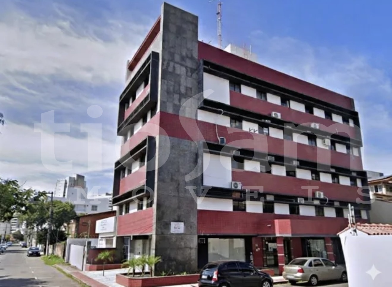 Sala Comercial à Venda no Centro de Guarapari Edifício Antares Center